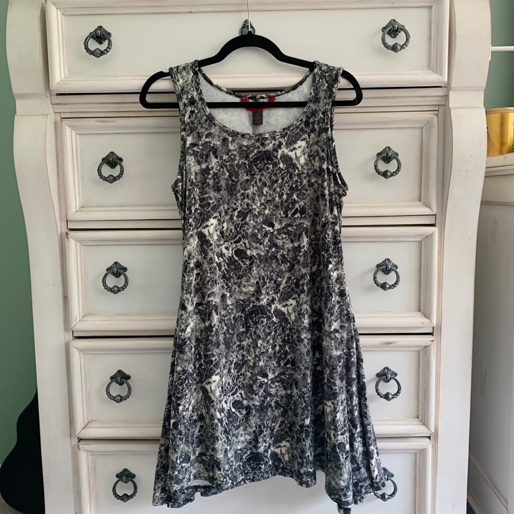 Sleeveless Black/Gray Marble Jersey Shift Dress